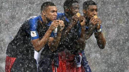 Paris Match_L-Afrique-aussi-championne-du-monde-de-Foot